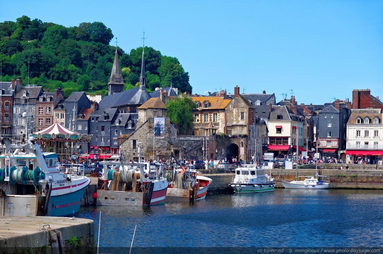 Le Studio 54 Honfleur Exterior foto
